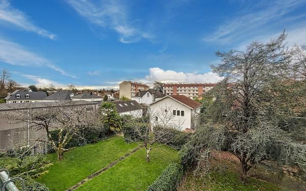 Appartement à vendre    3 pièces • 57,66 m2 Pau