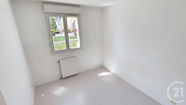 Appartement F3 à vendre  3 pièces - 60,76 m 2   BRIE COMTE ROBERT  - 77