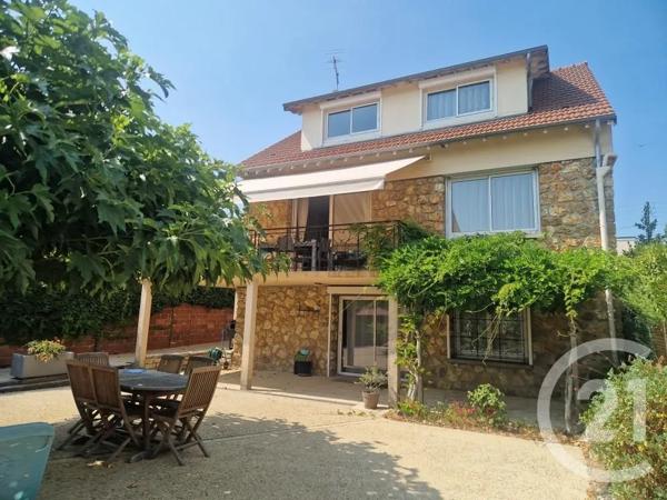 Maison à vendre  6 pièces - 220,85 m 2   YERRES  - 91