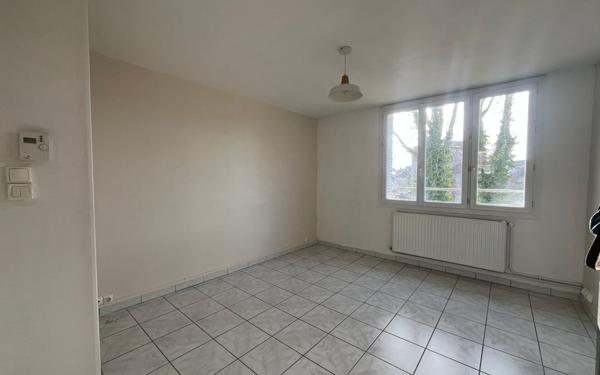 Appartement à louer    3 pièces • 48,85 m2 Bourges