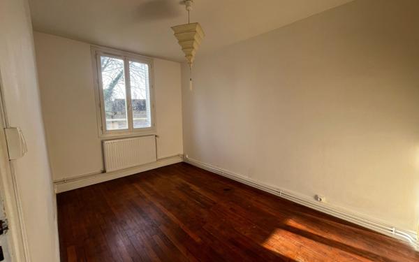Appartement à louer    3 pièces • 48,85 m2 Bourges