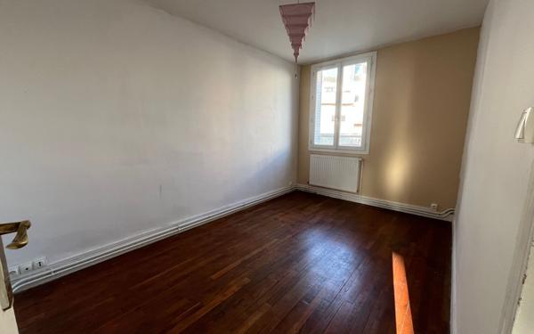 Appartement à louer    3 pièces • 48,85 m2 Bourges