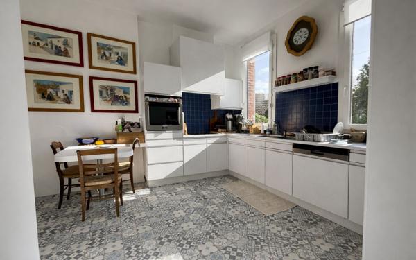 Maison à vendre    5 pièces • 200 m2 Toulouse