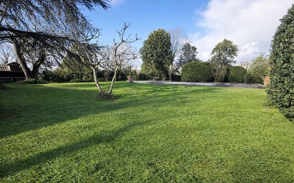 Maison à vendre    5 pièces • 200 m2 Toulouse