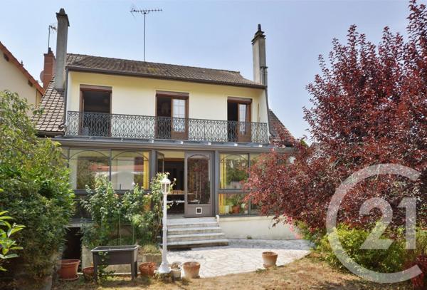 Maison à vendre  8 pièces - 160 m 2   CROSNE  - 91