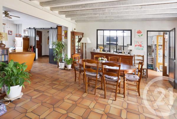 Maison à vendre  8 pièces - 160 m 2   CROSNE  - 91