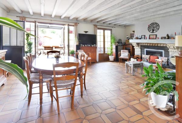 Maison à vendre  8 pièces - 160 m 2   CROSNE  - 91