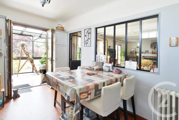 Maison à vendre  8 pièces - 160 m 2   CROSNE  - 91