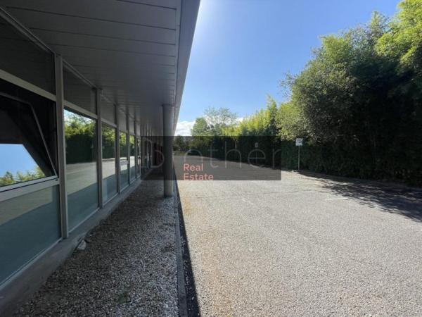 Bureau de 566 m² à louer à Bordeaux Rive Droite