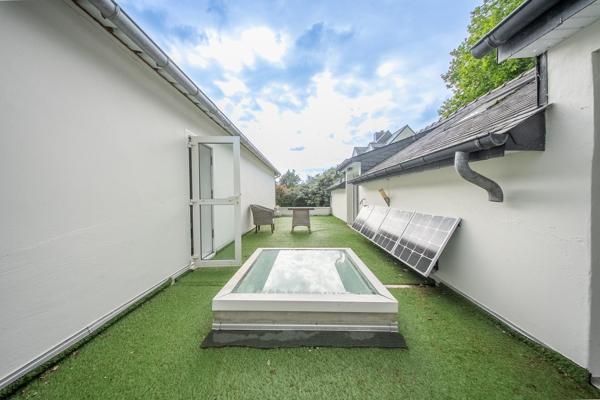 PROPRIÉTÉ D’EXCEPTION – VUE SUR LE BLAVET – GRANGE DE 200 m² À FORT POTENTIEL