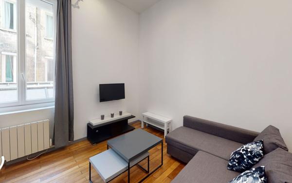 Appartement à louer    1 pièce • 23,79 m2 Saint-Étienne