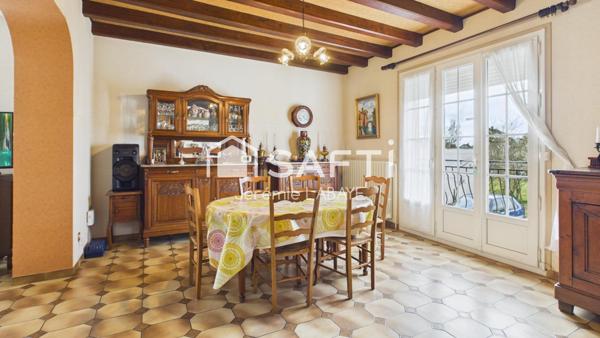 Maison avec vie de plain-pied, sous-sol complet