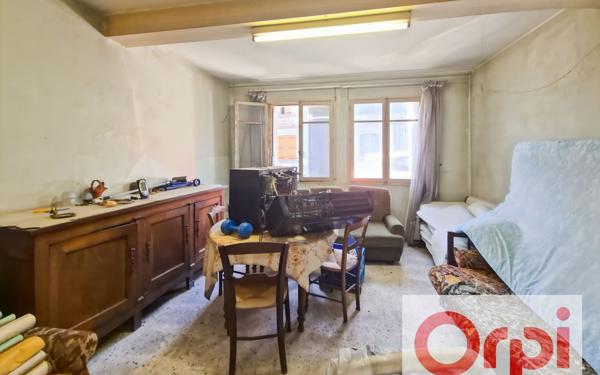 Maison à vendre    4 pièces •  Grenade