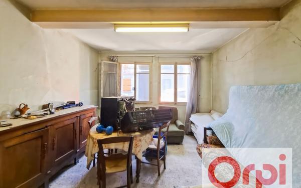 Maison à vendre    4 pièces •  Grenade