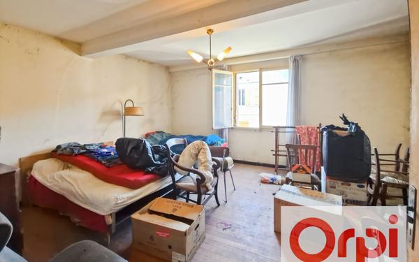 Maison à vendre    4 pièces •  Grenade