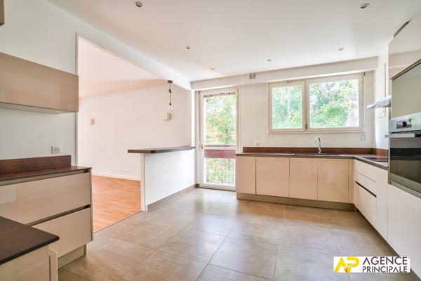 Appartement 5 pièces à vendre à Maisons-Laffitte - Parc Ouest 699 000 € **  - Référence  4533