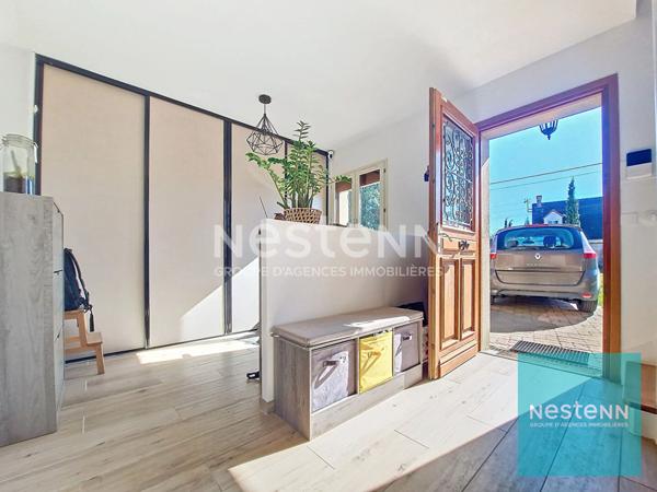 Maison disposant de beaux volumes avec 4 chambres a 15 minutes de Montereau-Fault-Yonne