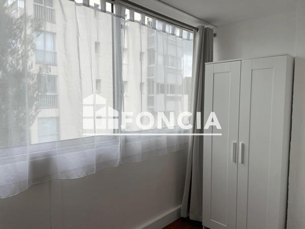 Location Studio meublé 30.23 m² - RESIDENCE LA JOIE Six Fours Les Plages 83140