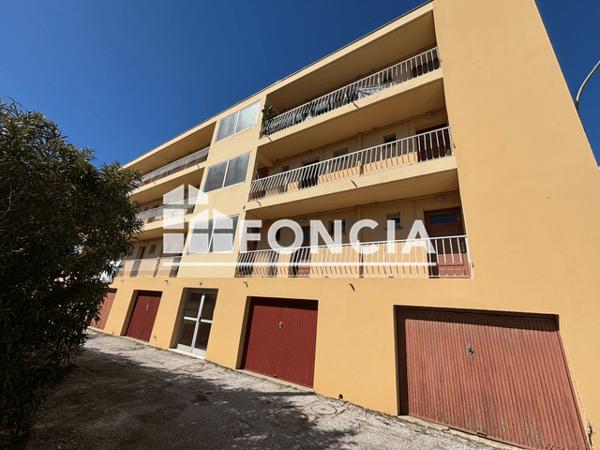Location Studio meublé 30.23 m² - RESIDENCE LA JOIE Six Fours Les Plages 83140