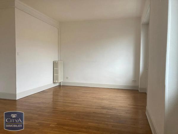 Appartement à louer 3 pièces 70.14m² Belfort (90000)