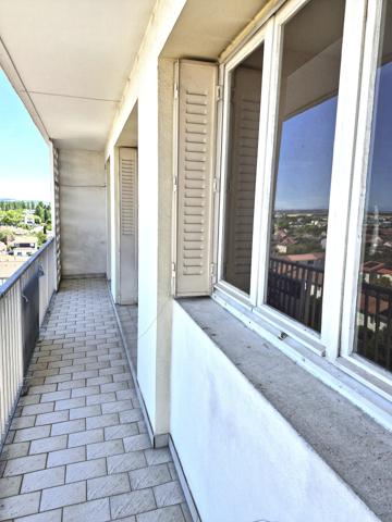 BRON APPARTEMENT T3