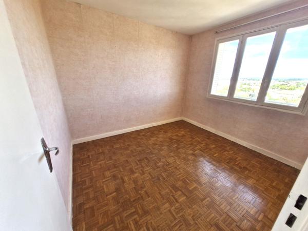 BRON APPARTEMENT T3