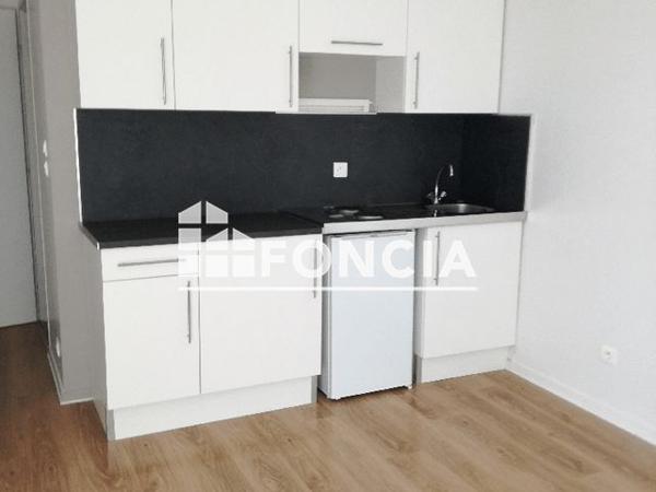 Location Studio 22 m² - 11 RUE DU DEVAU Cholet 49300