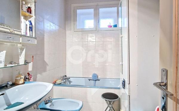 Appartement à vendre    4 pièces • 92 m2 Compiègne