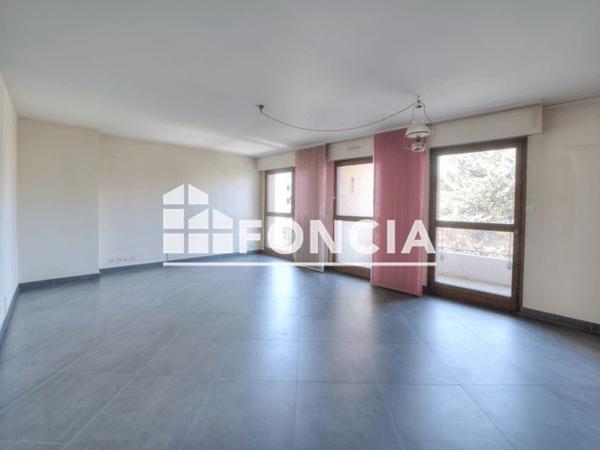 À vendre Appartement 3 pièces 81 m² - Saint-julien-en-genevois 74160