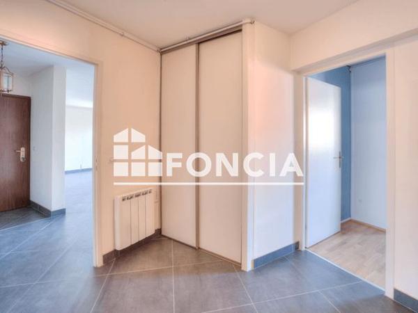 À vendre Appartement 3 pièces 81 m² - Saint-julien-en-genevois 74160