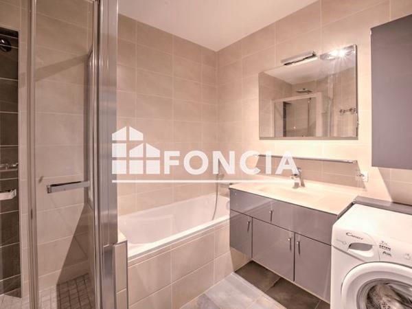 À vendre Appartement 3 pièces 81 m² - Saint-julien-en-genevois 74160