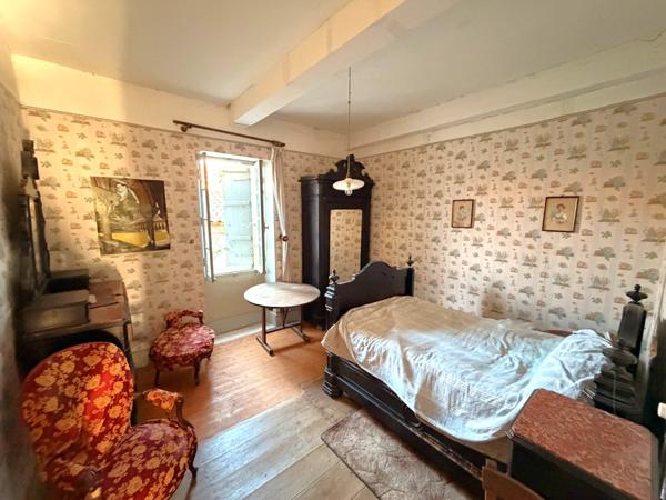 Saint-Vite (47500) Demeure de charme du XIX eme à réhabiliter sur 1 hectare