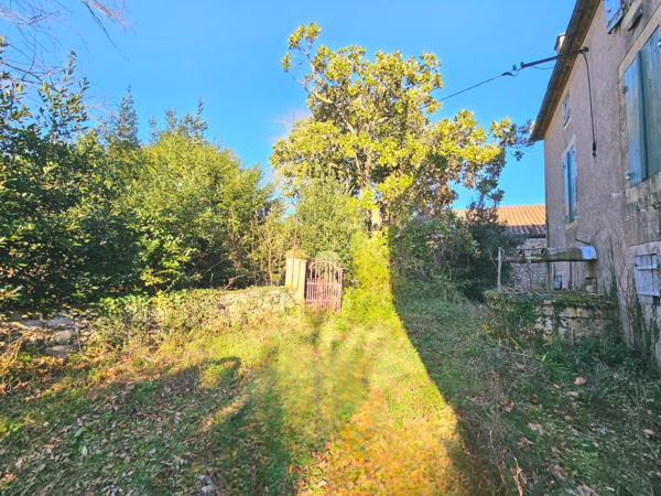 Saint-Vite (47500) Demeure de charme du XIX eme à réhabiliter sur 1 hectare
