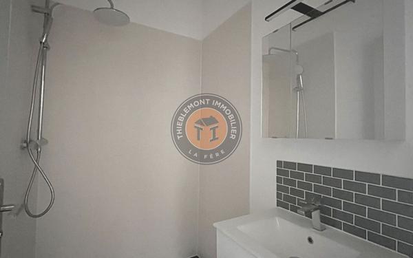 Appartement à louer    3 pièces •  La Fère