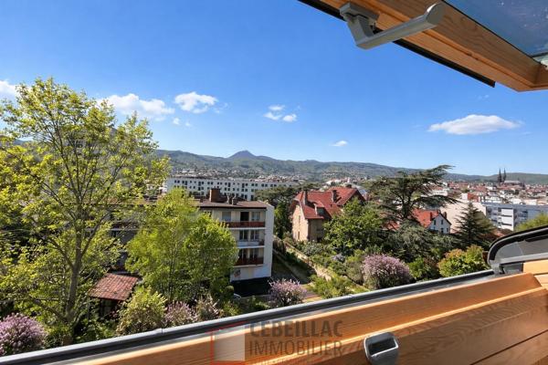 Clermont-Ferrand / Maison de caractère rénovée avec jardin et accès indépendant / 11 pièces 245 m²
