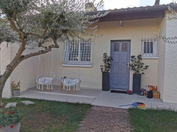 Villa plain-pied de 105m2 - 3 chambres - jardin et terrasse