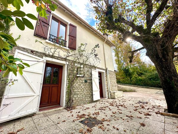 Maison avec bord d'eau Bagneaux-sur-Loing - Référence 1466