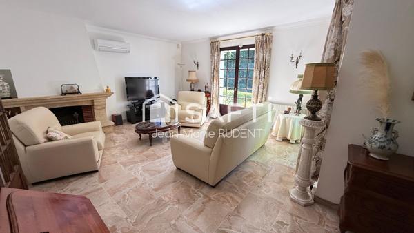 Maison 6 pièces - 4 chambres - 169m2 sur 2000m2