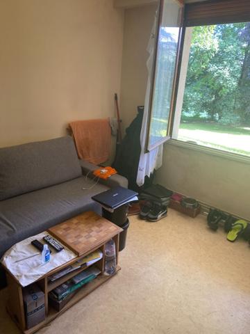 EN EXCLUSIVITE A OLIVET T1 AU BORD DU LOIRET!!!