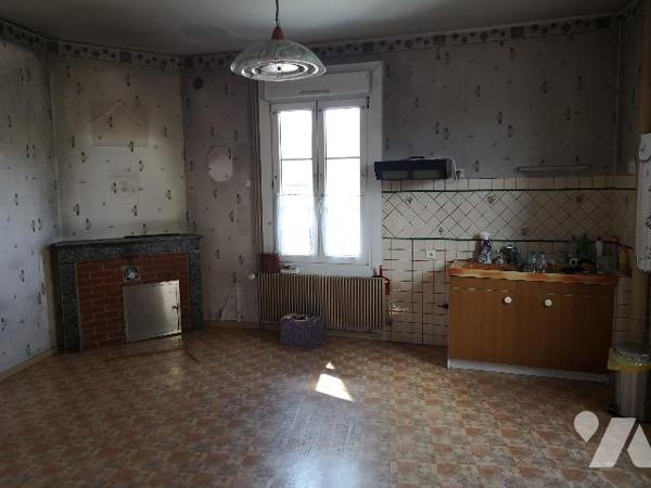 Saint-Dizier, maison de ville de 6 pièces principales