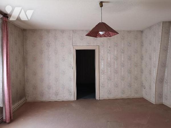 Saint-Dizier, maison de ville de 6 pièces principales