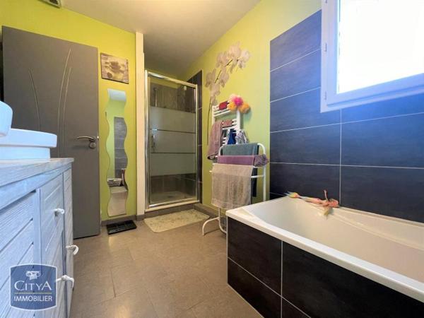 Maison à louer 6 pièces 164.66m²