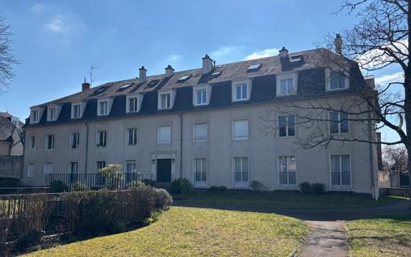 Appartement à vendre    3 pièces • 81,71 m2 Compiègne