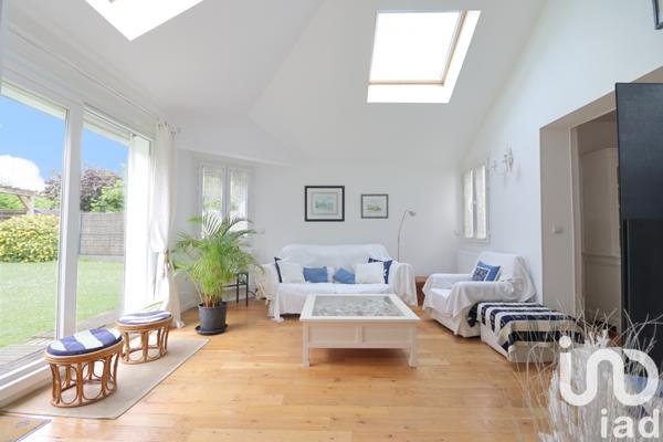 Maison à vendre 9 pièces 178 m² Voisins-le-Bretonneux