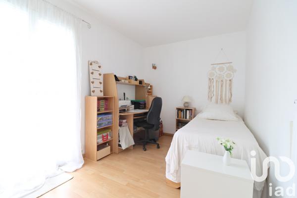 Maison à vendre 9 pièces 178 m² Voisins-le-Bretonneux