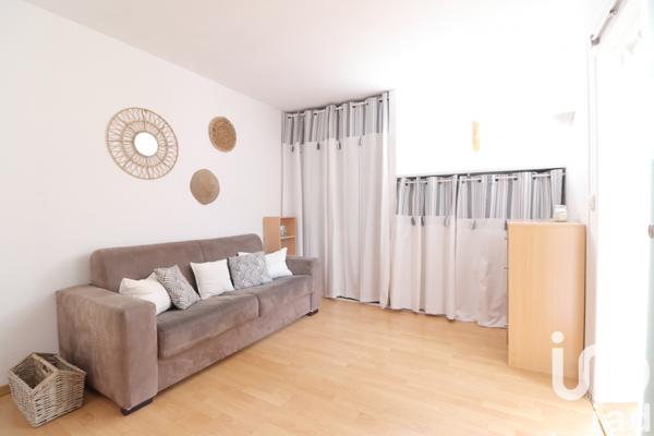 Maison à vendre 9 pièces 178 m² Voisins-le-Bretonneux