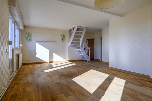 Magnifique duplex en Attique esprit rooftop Lumineux