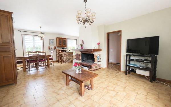 Maison à vendre    4 pièces •  Goincourt