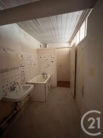 Appartement F3 à vendre  3 pièces - 62 m 2   ORCHAMPS VENNES  - 25