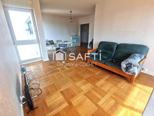 Appartement T3 avec balcon, cave et box en sous-sol à 6mns à pieds de la gare de Melun